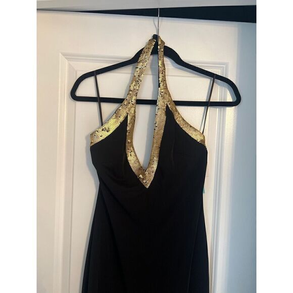 NWT Camille La Vie Black/Gold Sequin V-neck Halter Maxi Gown Dress size 8 - Picture 2 of 4